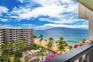 Property grounds - Stunning Ocean View - Professionally Managed (Lahaina)