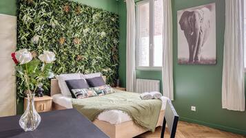 Fer et planche Ă repasser, Wi-Fi, draps fournis