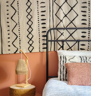 Ferros/tábuas de passar roupa, Wi-Fi, roupa de cama