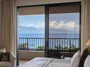 2 bedrooms, desk, iron/ironing board, WiFi - Kaanapali Beach Ocean Views | Great for Families (Lahaina)
