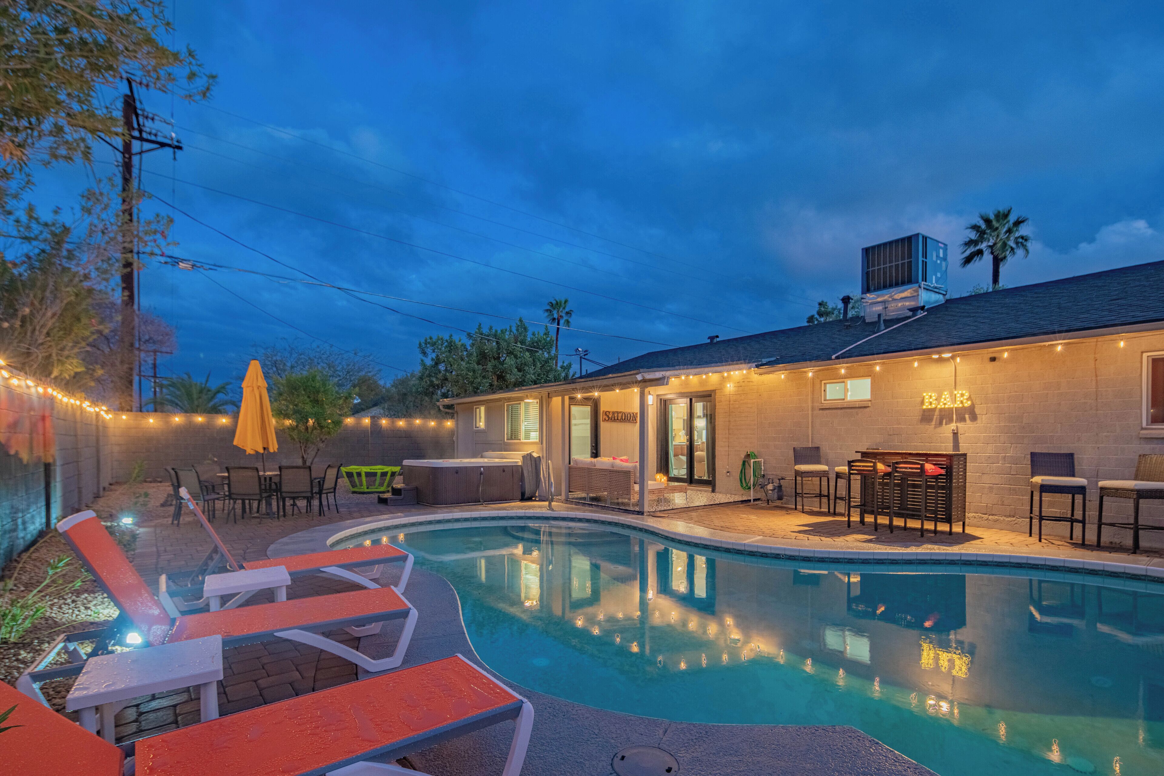 Piscine extérieure, piscine chauffée