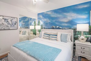 4 habitaciones, tabla de planchar con plancha, wifi y ropa de cama 