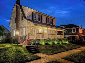 Exterior - 3BR Family Home in Avon - Walk to Beach & Main St (Avon-by-the-Sea)