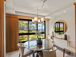 Dining - Ocean Views & Resort Amenities | Sleeps 8 w/ Private Lanai (Lahaina)