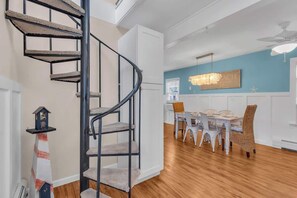 Interior - Blissful Bay House - Walk to Beach & Boardwalk (Seaside Heights)