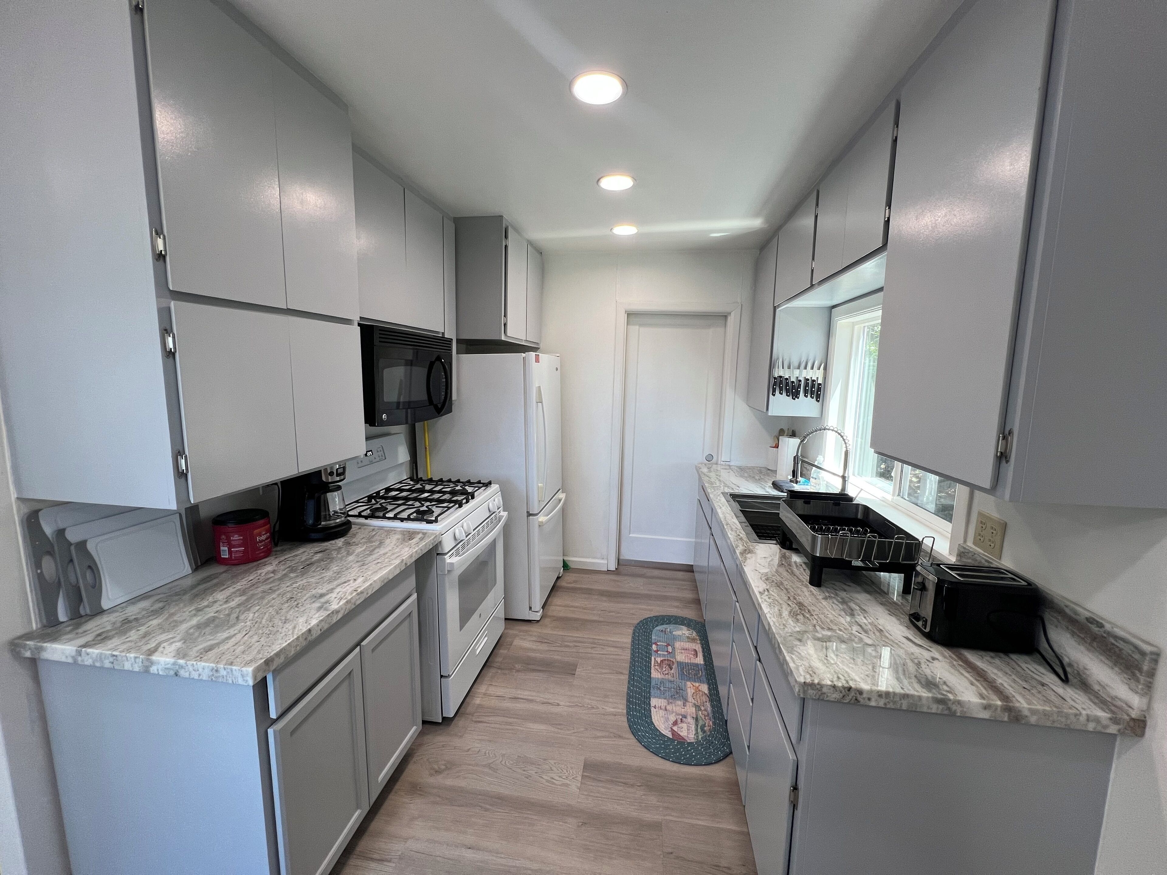 Microwave, oven, stovetop