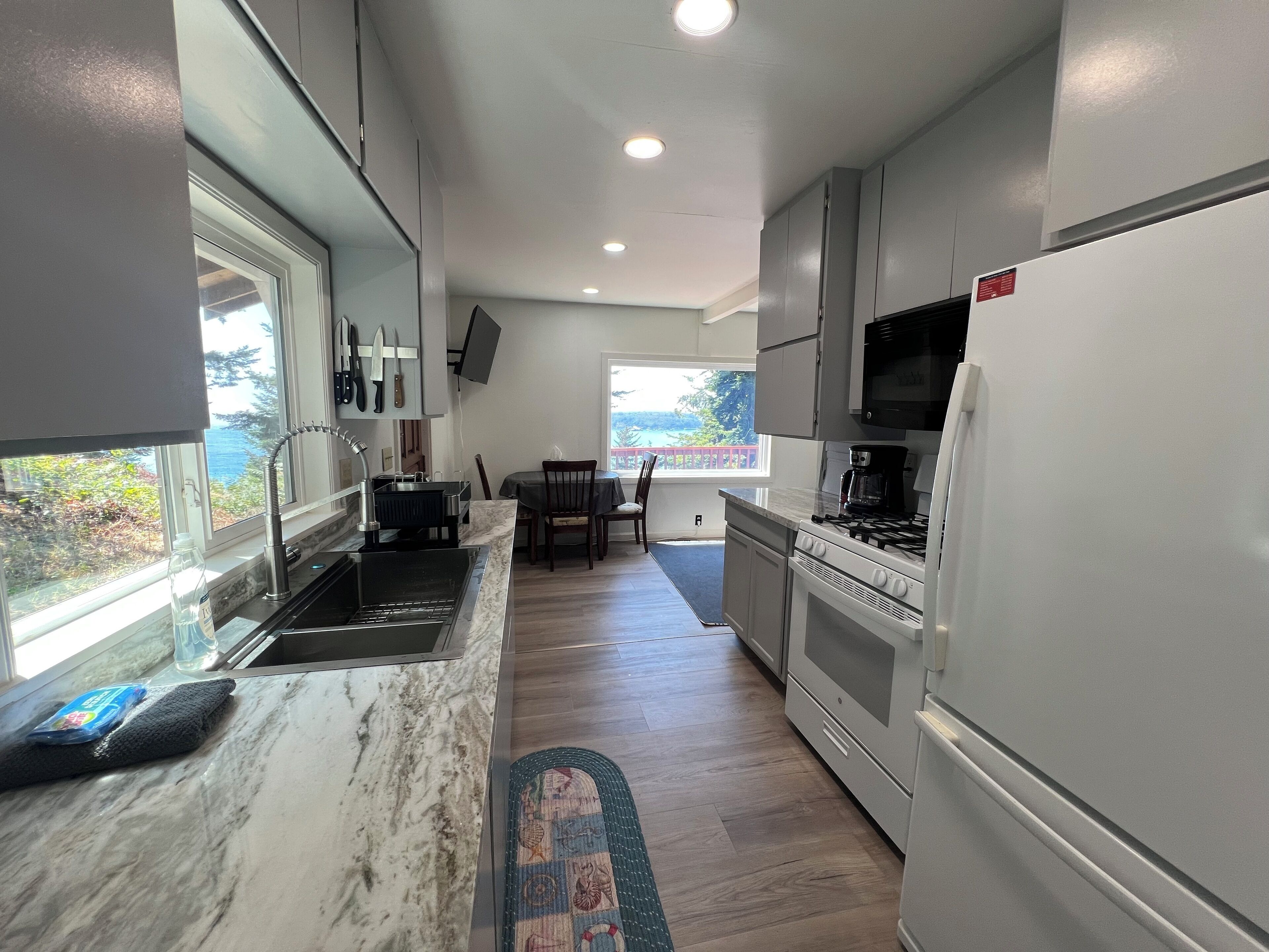 Microwave, oven, stovetop