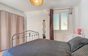 1 bedroom - 1 bedroom stunning home in Sernhac (Sernhac)