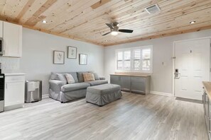 Living area - Modern 1BR Beach Retreat – Sun & Sand Steps Away (Fort Walton Beach)