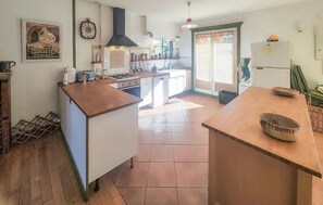 Køleskab, ovn, kogeplade, opvaskemaskine