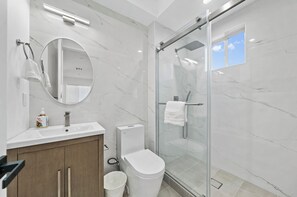 Bathroom - Downtown LA Escape (Los Angeles)