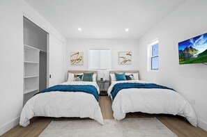 Free WiFi - Downtown LA Escape (Los Angeles)