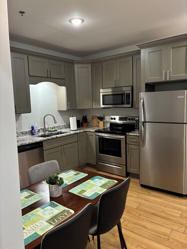 Coral Paradise 1 Bed Apt.