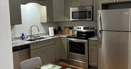 Coral Paradise 1 Bed Apt.