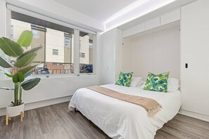 1 多间卧室、办公桌、熨斗/熨衣板、WiFi