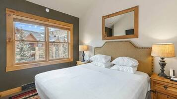 2 間睡房、熨斗/熨衫板、免費 Wi-Fi、床單