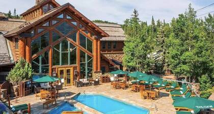 Telluride Ski Getaway w/Fireplace, Hot-Tub & Pool