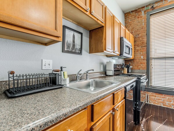 Microwave, oven, stovetop, dishwasher