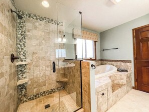 Casa, vistas a la montaña | Baño