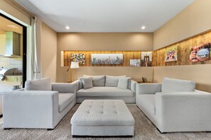 Villa - Bright and Modern Townhome at Magic Village - Superb Disney Location (Kissimmee)