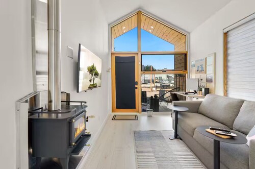 -ALL-NEW- Tiny Meets Luxury  - Cabin 5