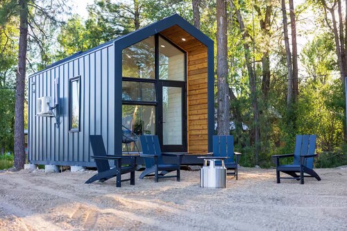 -ALL-NEW- Tiny Meets Luxury  - Cabin 5