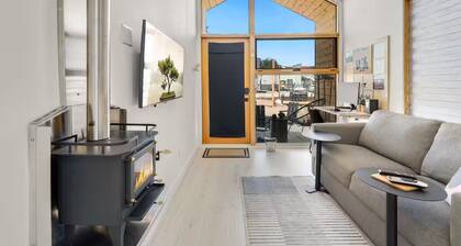 -ALL-NEW- Tiny Meets Luxury - Cabin 8