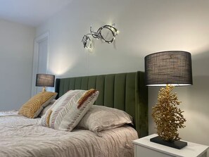 4 Schlafzimmer, Bügeleisen/Bügelbrett, WLAN, Bettwäsche