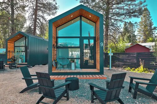 -All-New- Tiny Meets Luxury - Cabin 9