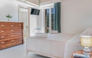 7 bedrooms, free WiFi