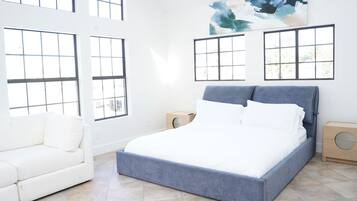 Fer et planche Ă repasser, Wi-Fi, draps fournis