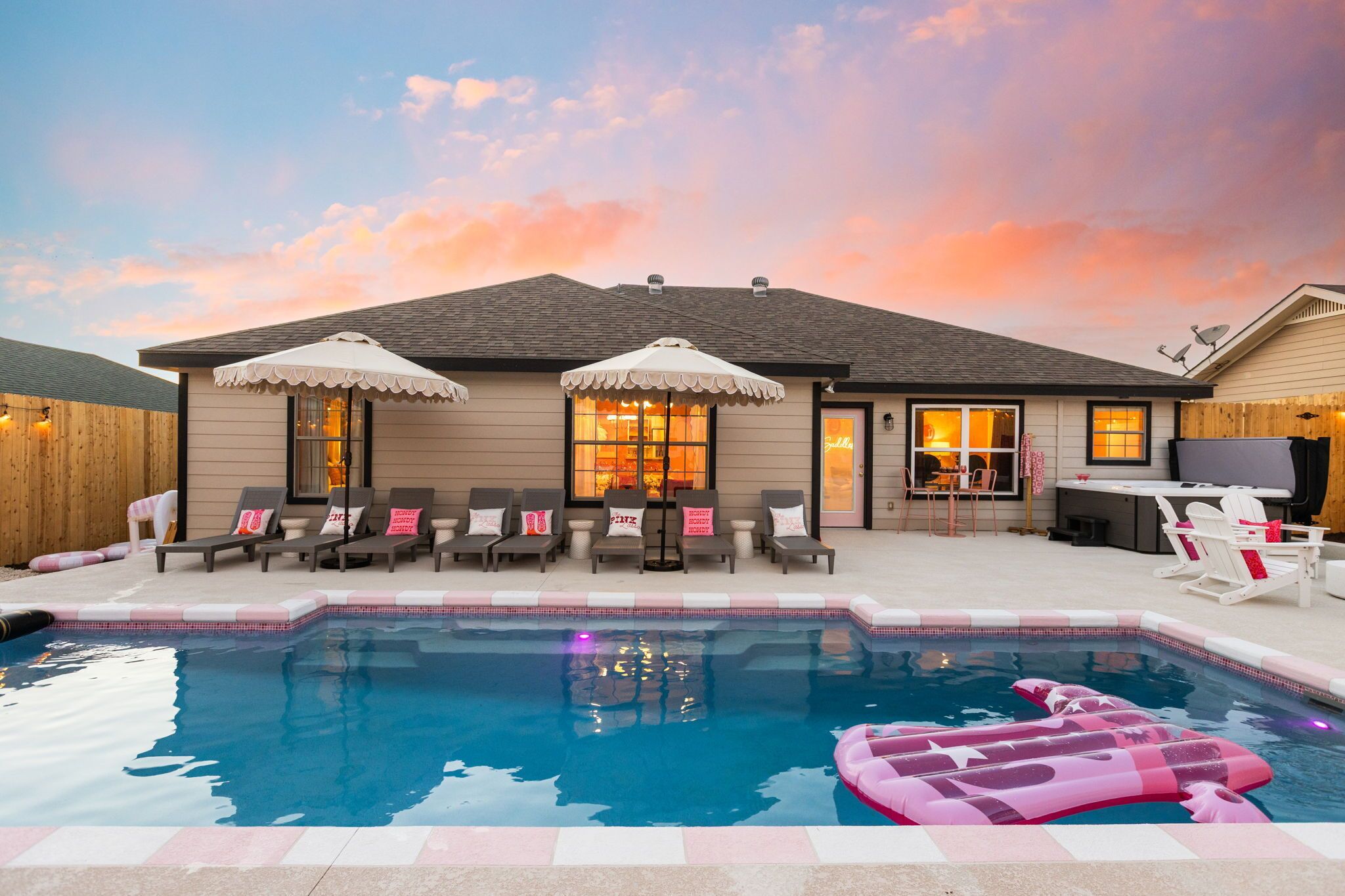 Piscine extérieure, piscine chauffée