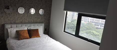 2 makuuhuonetta, silitysrauta/-lauta, ilmainen Wi-Fi, vuodevaatteet