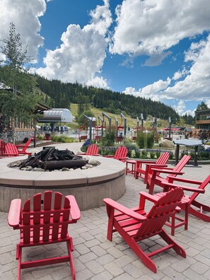 Terrace/patio - Glideslope Retreat at Zephyr Mountain Lodge (Winter Park)