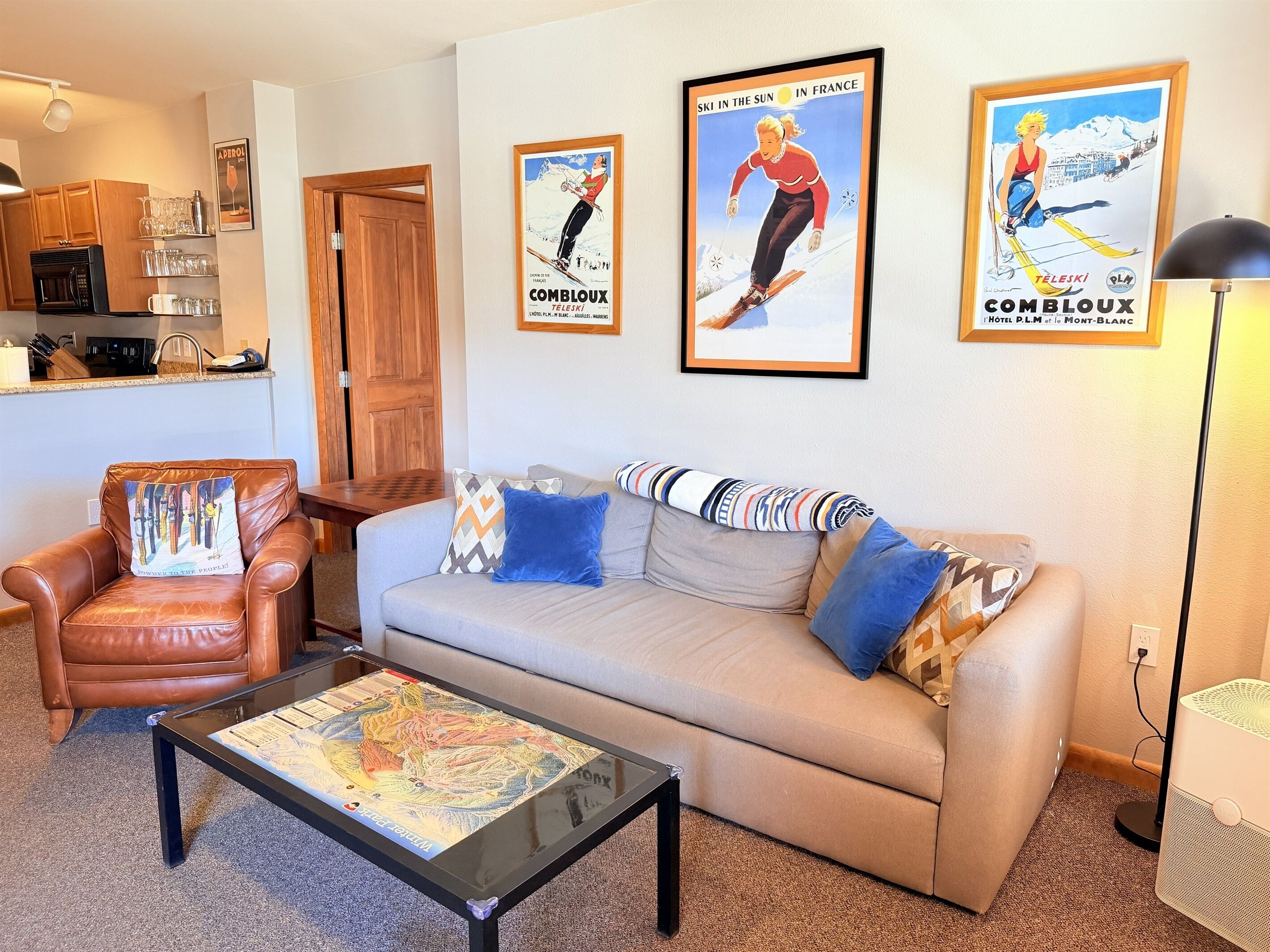 Smart TV, fireplace, video games, books