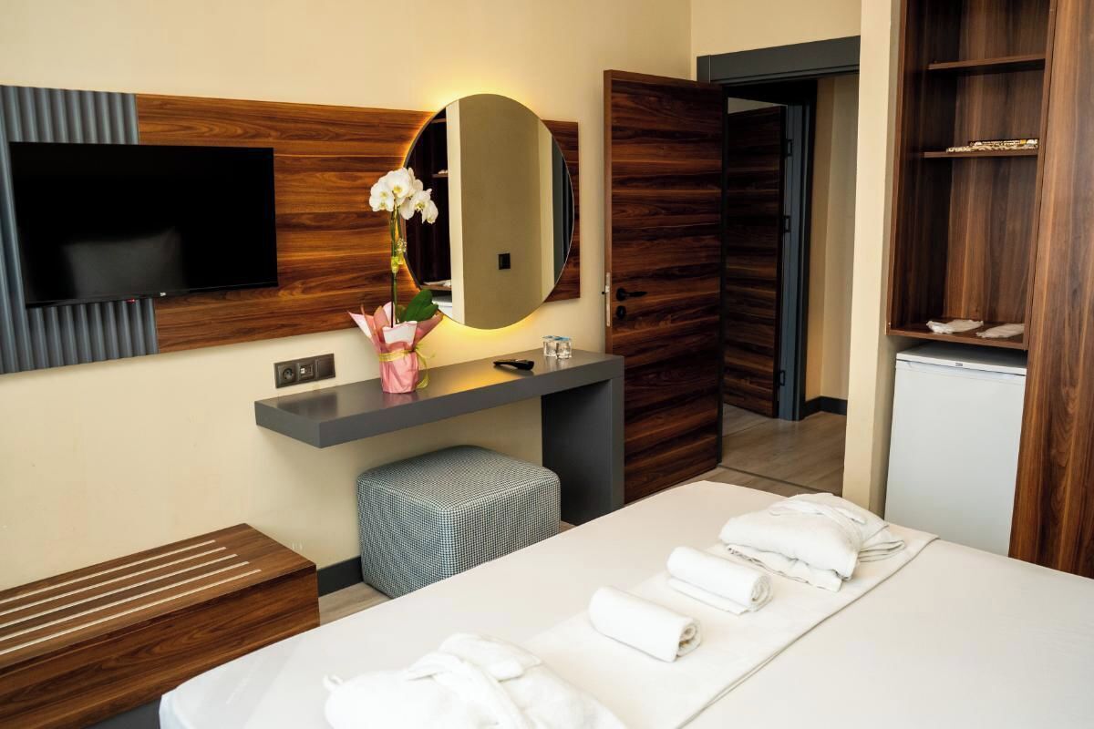 Een minibar, gratis wifi, beddengoed