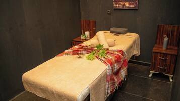 Sauna, hot tub, steam room, hot springs, 1 treatment room