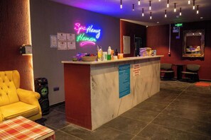 Sauna, hot tub, ruang uap, mata air panas/mineral, dan 1 ruang perawatan