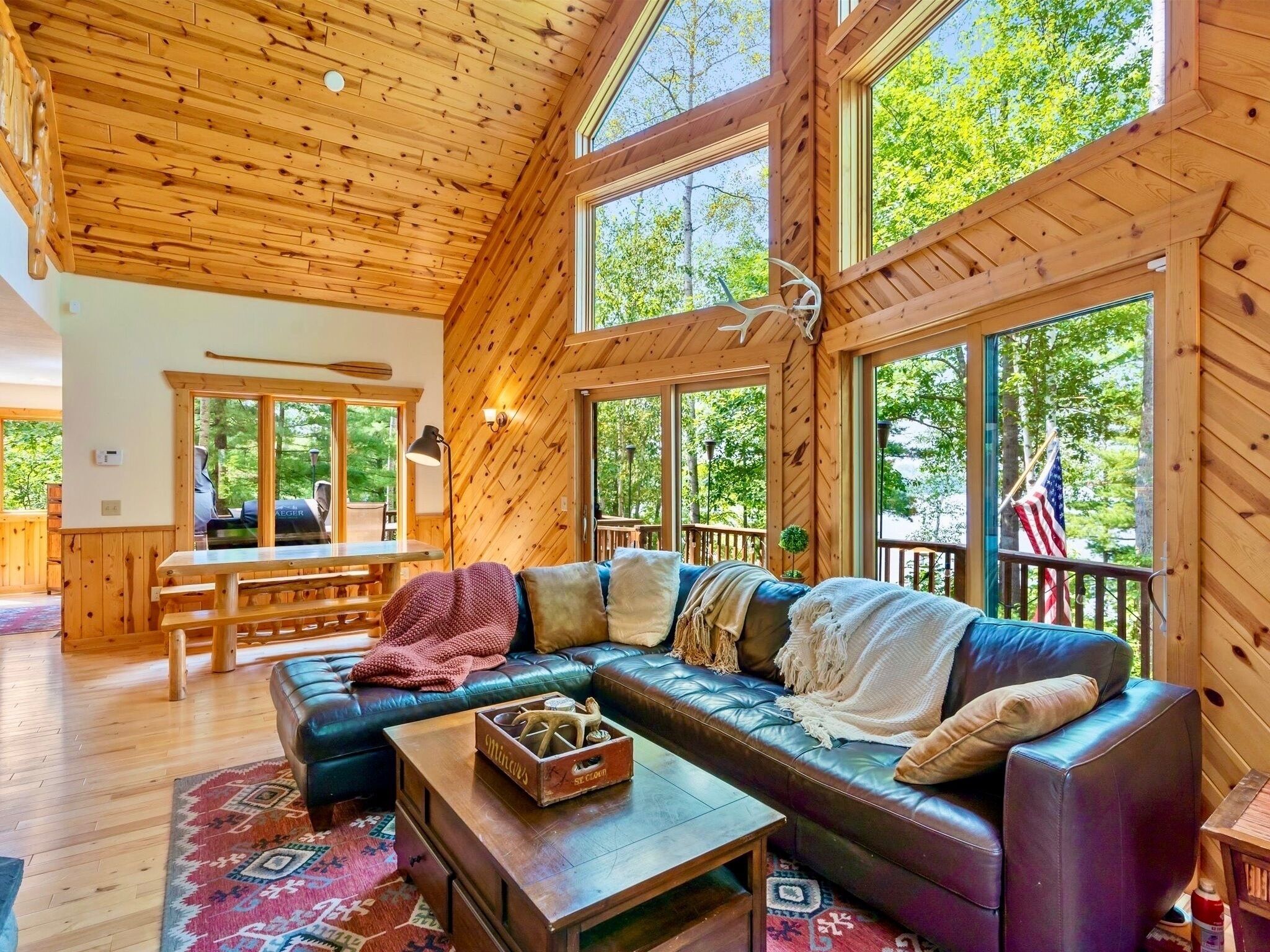Smart TV, fireplace, books, computer monitors
