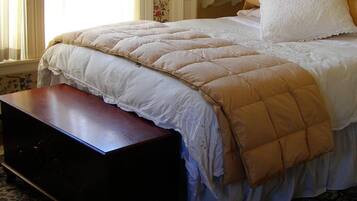 5 habitaciones, tabla de planchar con plancha, wifi y ropa de cama