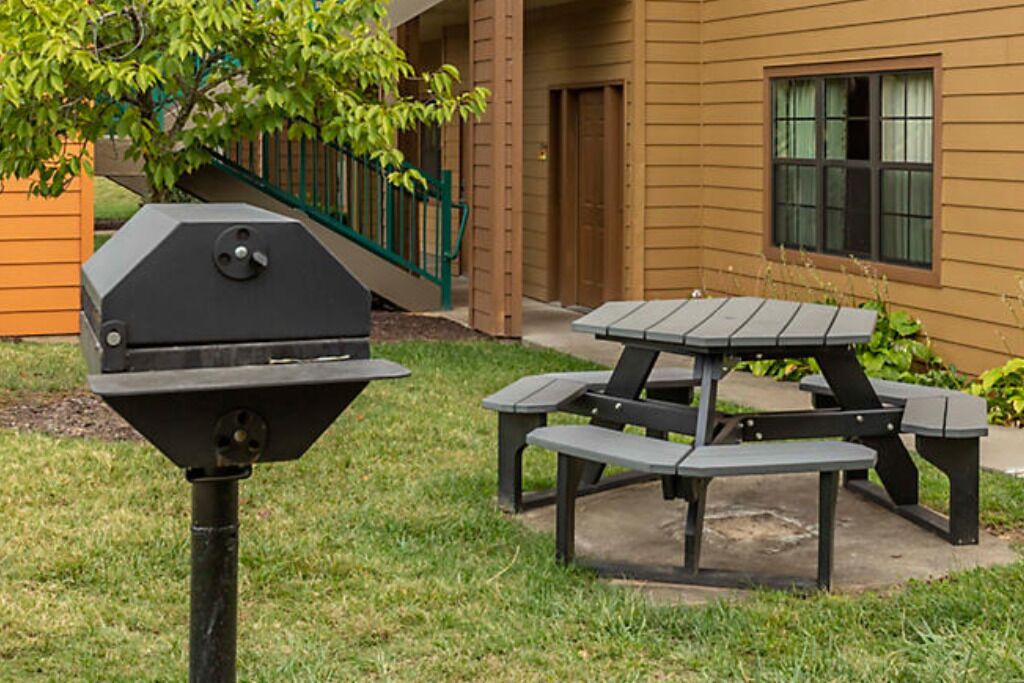 屋外ダイニングエリア