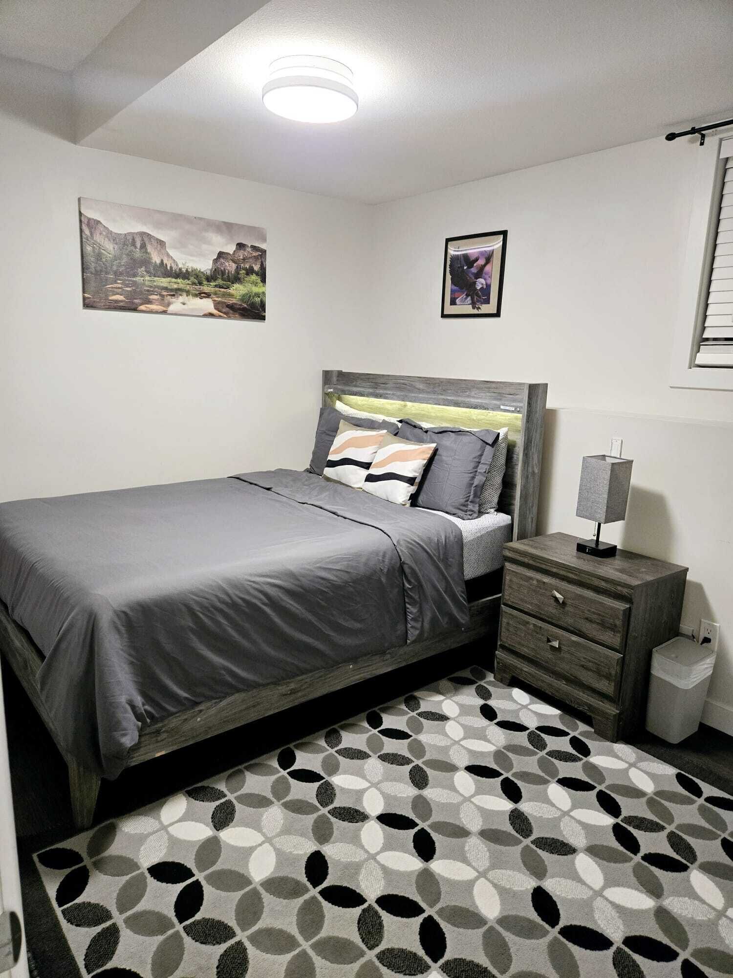 Silitysrauta/-lauta, vauvan matkasänky, ilmainen Wi-Fi, vuodevaatteet