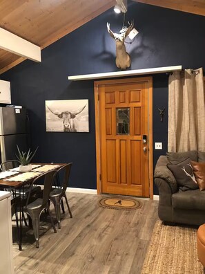 Interior - Kelley’s Kabin (Big Bear)