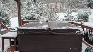 مغطس سبا خارجي