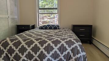 4 bedrooms, WiFi, bed sheets