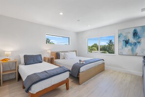 1 bedroom, iron/ironing board, travel cot, WiFi - Private Studio w/ King Bed, Walk-In Shower & Patio Grill in Delray (Delray Beach)