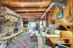 TV, fireplace, books, stereo