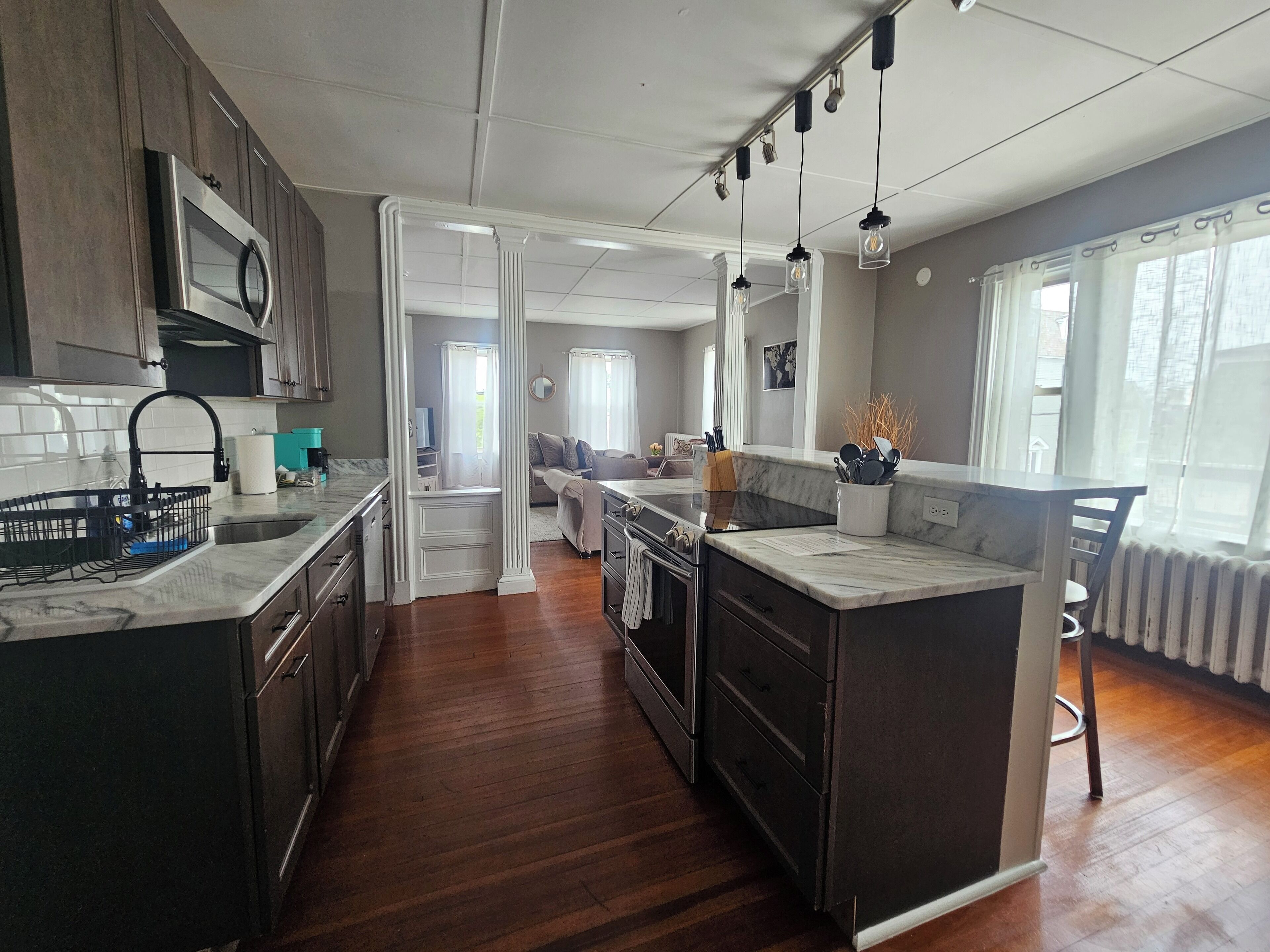 Microwave, oven, stovetop, dishwasher