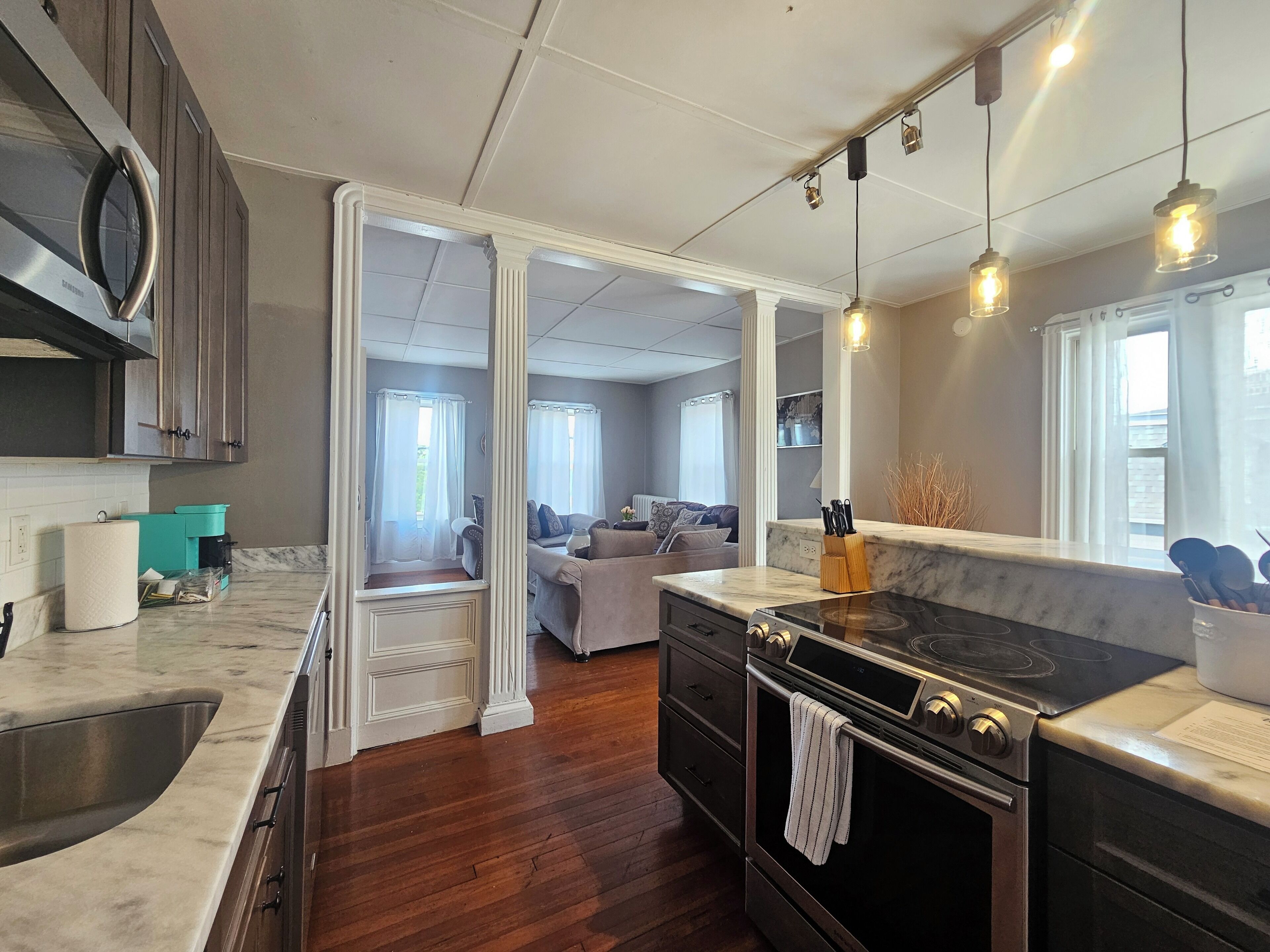 ميكروويف، فرن، موقد طهي مسطح، غسالة أطباق