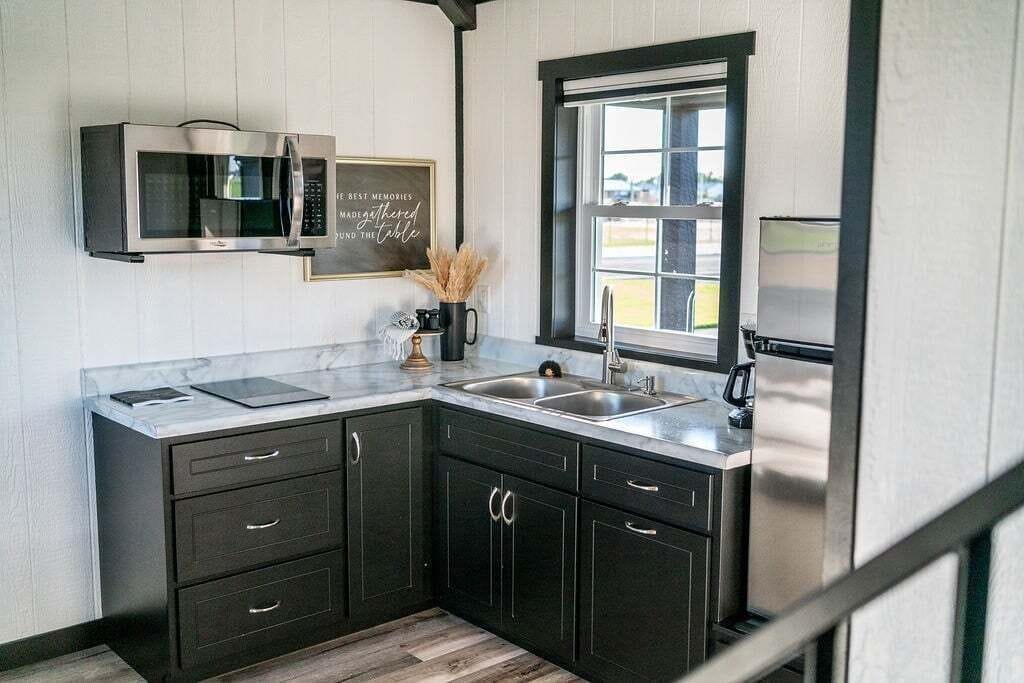 Microwave, stovetop, coffee/tea maker, toaster